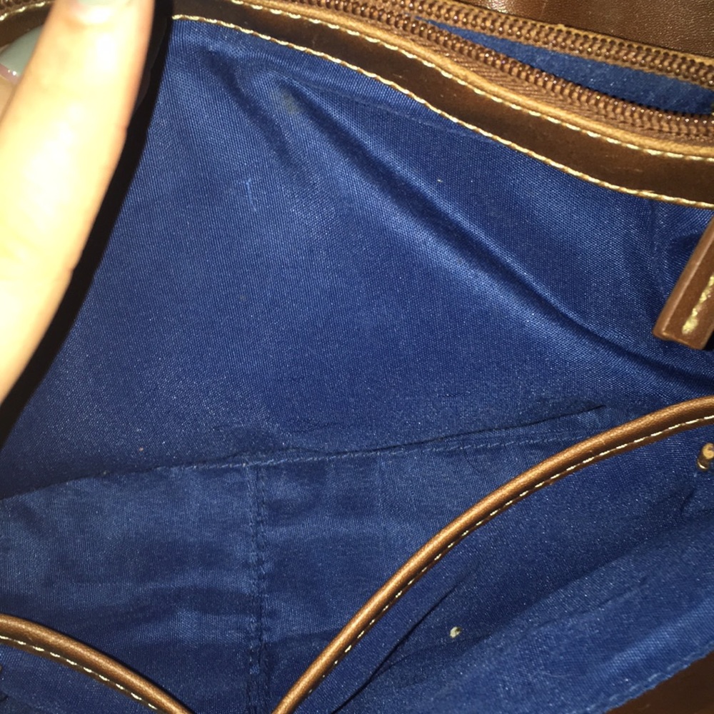 Purse - Picture 2 of 3
